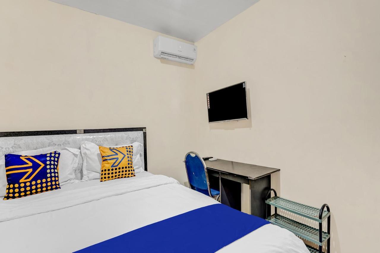 Spot On 90148 Gosepa Mayjend Sungkono Surabaya Exterior foto